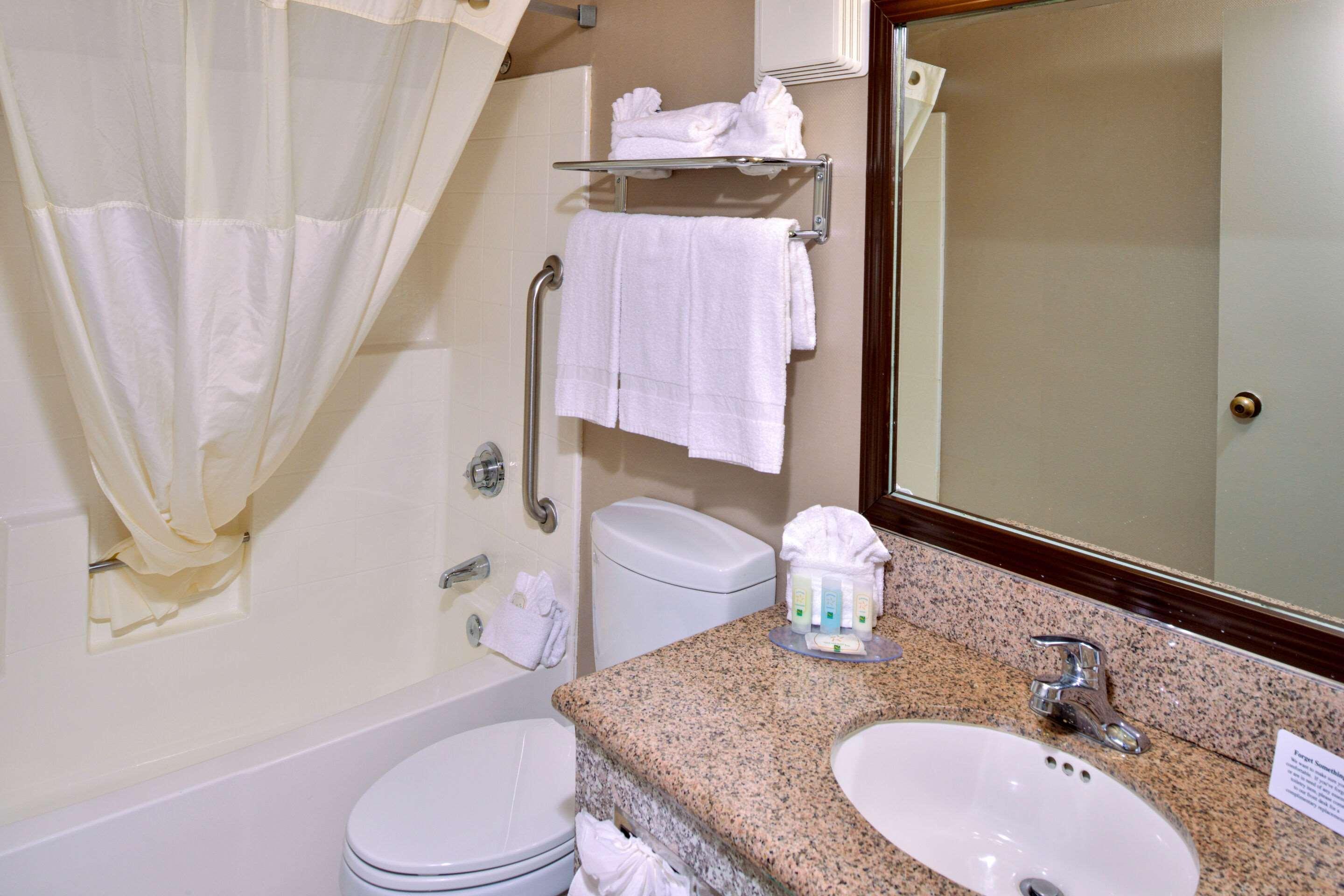 Quality & - Of Industry Hotel 3*