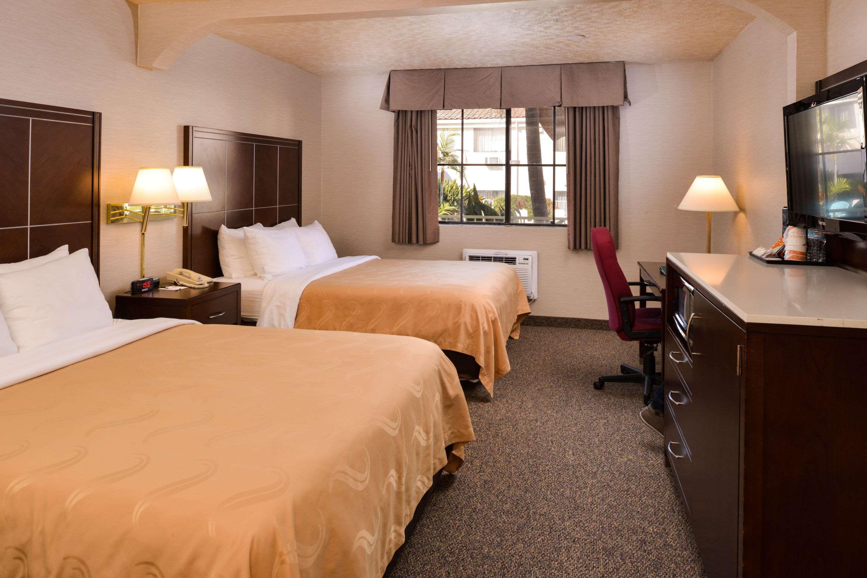 Hotel Quality & - Of Industry Walnut