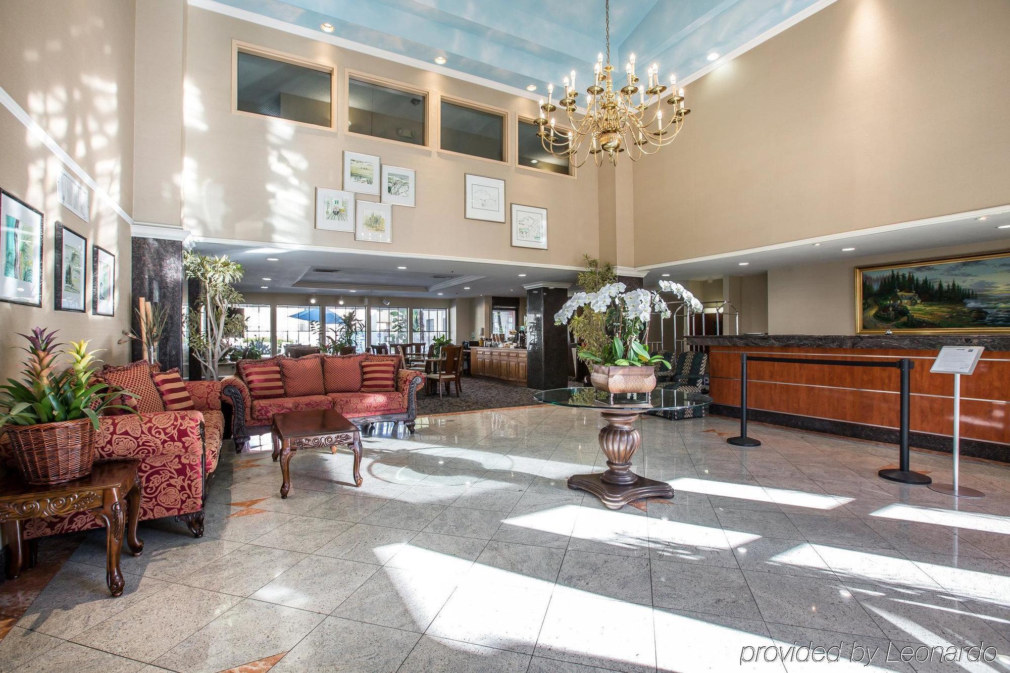Quality & - Of Industry Hotel