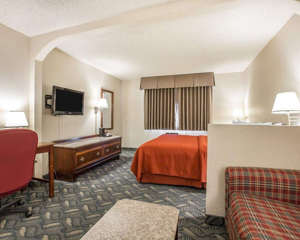 Hotel Quality & - Of Industry 3*